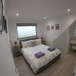Lavender - Modern In York, Near Racecourse