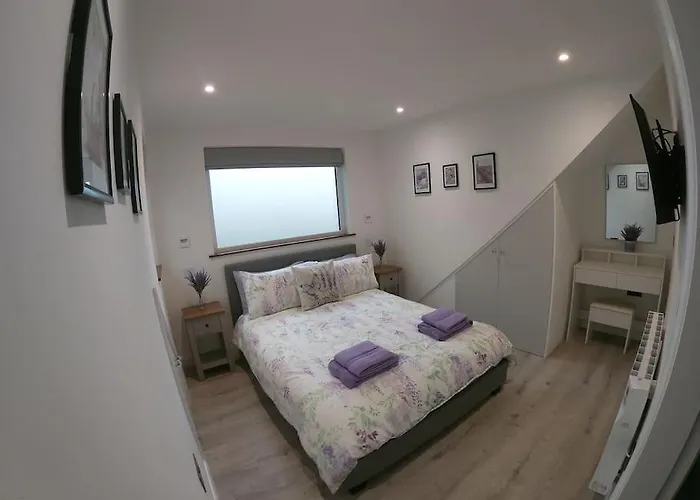 Lavender - Modern In York, Near Racecourse