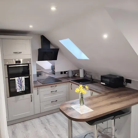 Lavender - Modern In York, Near Racecourse *